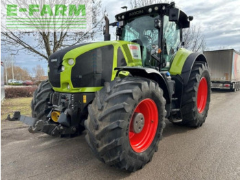 Трактор CLAAS Axion 930