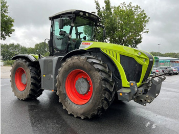 Трактор CLAAS Xerion 4000