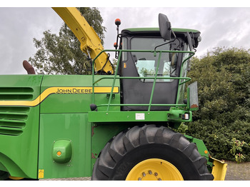 Кормоуборочный комбайн JOHN DEERE 7080 Series