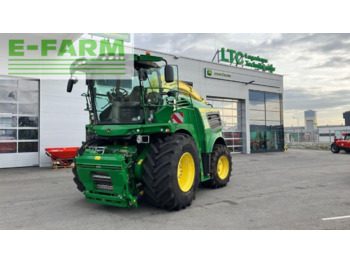 Кормоуборочный комбайн JOHN DEERE 8500