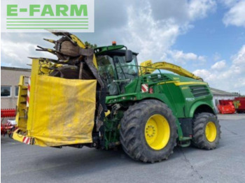 Кормоуборочный комбайн JOHN DEERE 8600