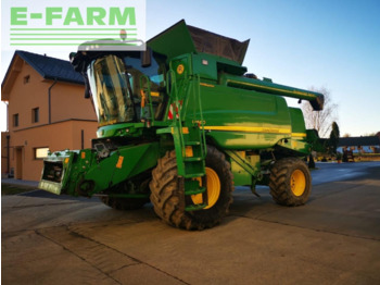 Зерноуборочный комбайн JOHN DEERE W660