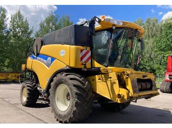 Зерноуборочный комбайн NEW HOLLAND CR9090