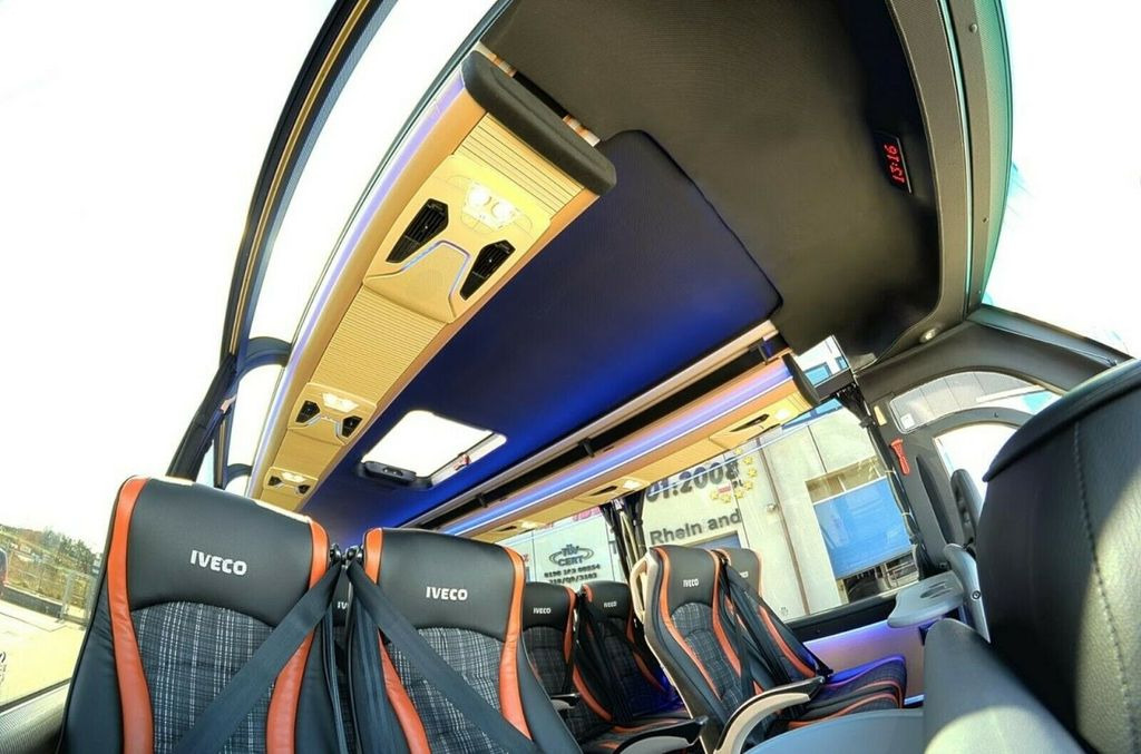 Новый Туристический автобус Iveco 70C Open Sky  37 //: фото 8