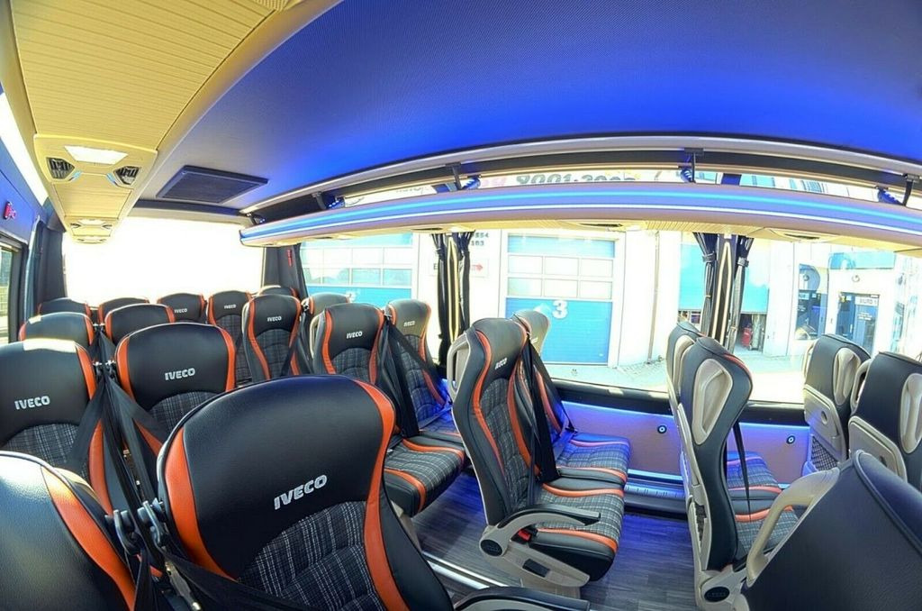 Новый Туристический автобус Iveco 70C Open Sky  37 //: фото 10