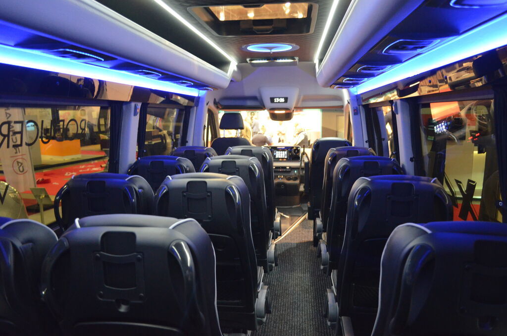 Новый Микроавтобус, Пассажирский фургон MERCEDES-BENZ Sprinter 519 4x4 high and low drive: фото 8