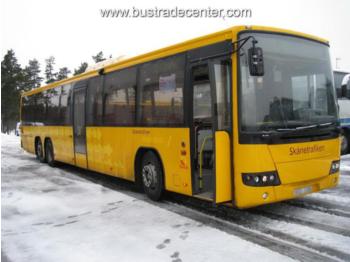 Пригородный автобус Volvo CARRUS 8700 B12B LE: фото 1