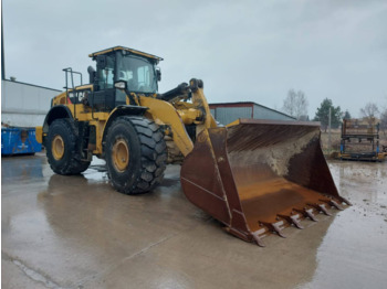 Колёсный погрузчик CATERPILLAR 966M