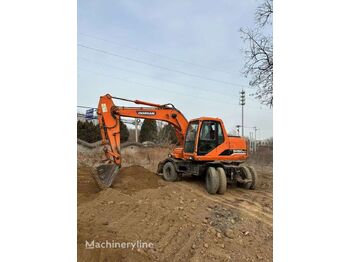 Колёсный экскаватор DOOSAN