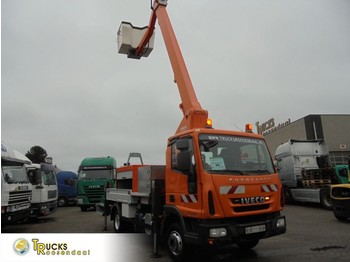 Грузовик с подъемником IVECO EuroCargo