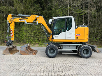 Колёсный экскаватор LIEBHERR A 912