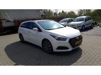 Легковой автомобиль Hyundai i40