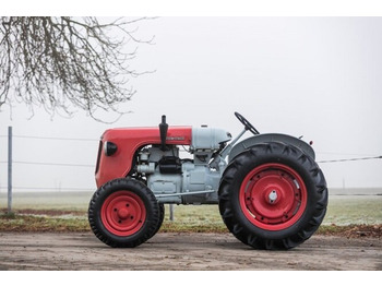 Lamborghini Traktor DL25 Traktor DL25 - Легковой автомобиль