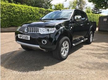 Легковой автомобиль MITSUBISHI L200