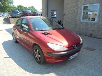 Легковой автомобиль PEUGEOT 206 1,4