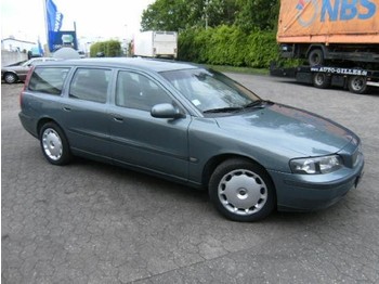 Volvo V70 D5 - Легковой автомобиль