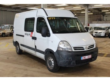 Цельнометаллический фургон Nissan Interstar DCI120