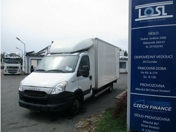 Фургон с закрытым кузовом Iveco 50C15 Daily 3.500kg 4,5m: фото 1