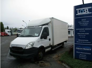 Фургон с закрытым кузовом Iveco 50C15 Daily 3.500kg 4,5m: фото 1