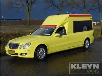 Фургон с закрытым кузовом Mercedes-Benz E-Klasse 280 CDI AMBULANCE ambulance miesen con: фото 1