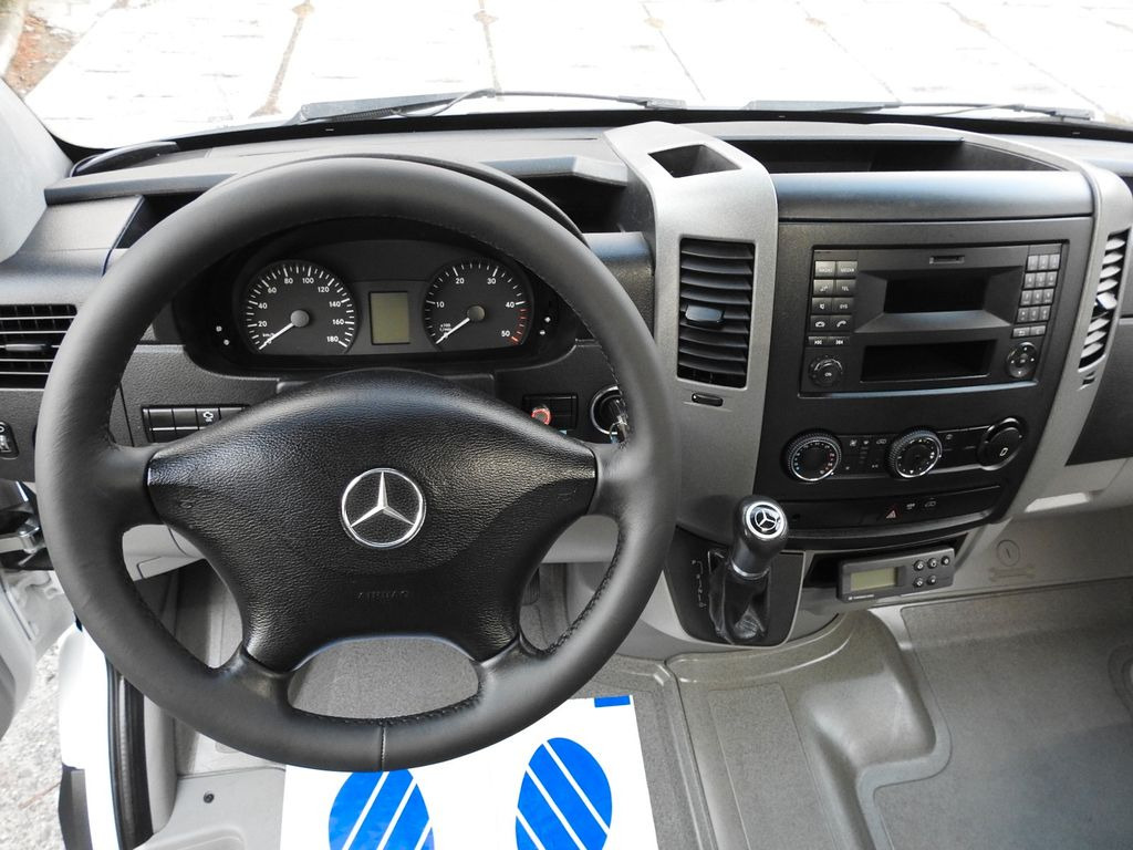 Фургон-рефрижератор Mercedes-Benz SPRINTER 313 REFRIGERATOR 0*C  CONTAINER A/C: фото 28