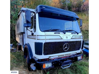 Грузовик бортовой/ платформа Mercedes 1622
