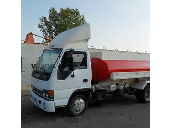 Грузовик-цистерна Isuzu NPR