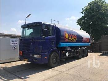 Грузовик-цистерна SCANIA R124 6x2