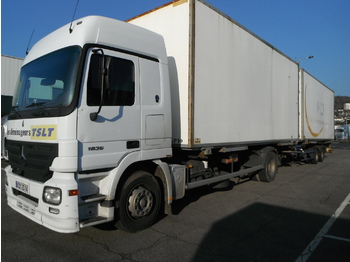Грузовик-контейнеровоз/ сменный кузов MERCEDES BENZ actros