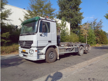 Грузовик-контейнеровоз/ сменный кузов Mercedes-Benz 2541 6X2 EURO 5