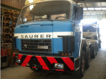 SAURER BERNA D4 KT-B - Грузовик-контейнеровоз/ Сменный кузов