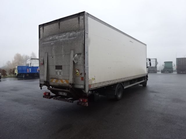Грузовик с закрытым кузовом DAF LF 55 280 // broken engine - moteur cassé !