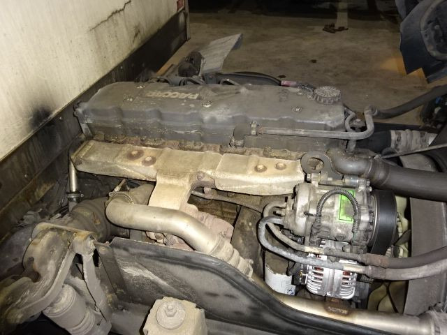Грузовик с закрытым кузовом DAF LF 55 280 // broken engine - moteur cassé !