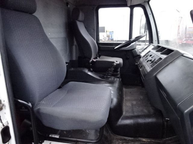 Грузовик с закрытым кузовом MAN 9.163 - box - MANUAL