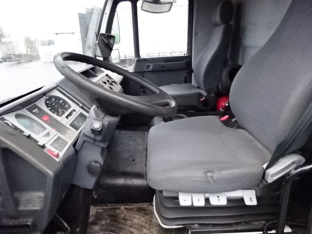 Грузовик с закрытым кузовом MAN 9.163 - box - MANUAL