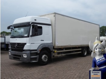 Грузовик с закрытым кузовом Mercedes-Benz AXOR 2633 SLEEPCABINE