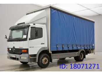 Грузовик с закрытым кузовом Mercedes-Benz Atego 1217