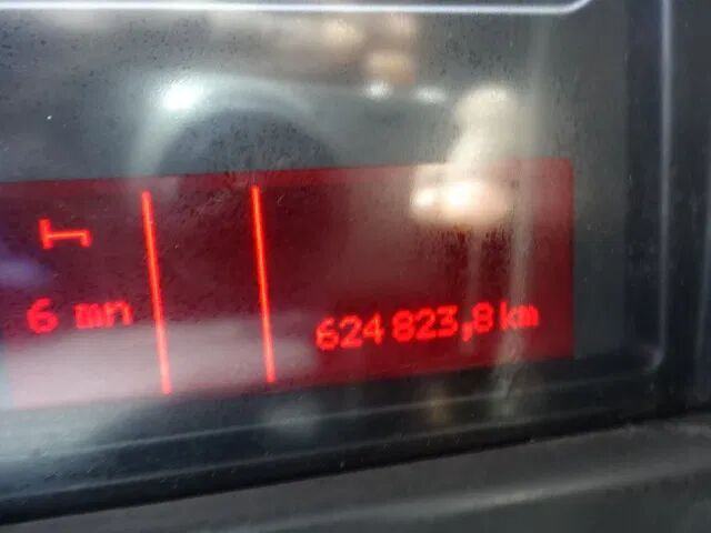 Грузовик с закрытым кузовом Renault Midlum 270 dxi