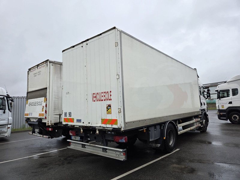 Грузовик с закрытым кузовом Scania R360