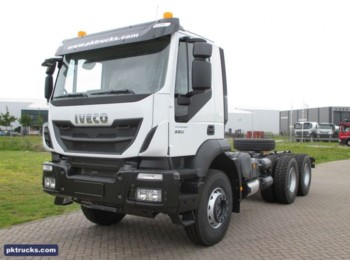 Грузовик-шасси Iveco Trakker AD380T38H-3820