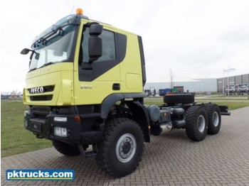 Грузовик-шасси Iveco Trakker AT380T38WH-3820 (4 Units)