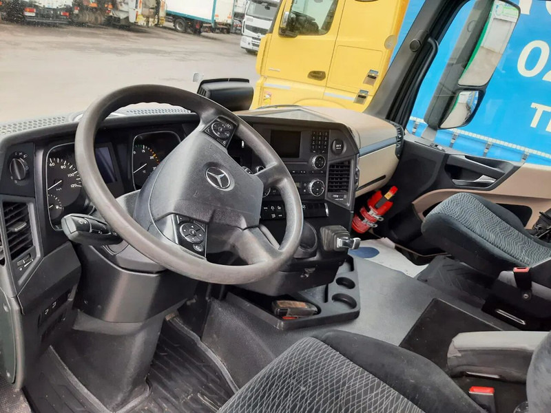 Грузовик-шасси Mercedes-Benz Actros 1836 Chassis cab