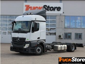 Грузовик-шасси Mercedes-Benz Actros 1845LNR NEUFAHRZEUG Distronic Spur-Ass