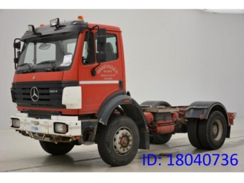 Грузовик-шасси Mercedes-Benz SK 1824A