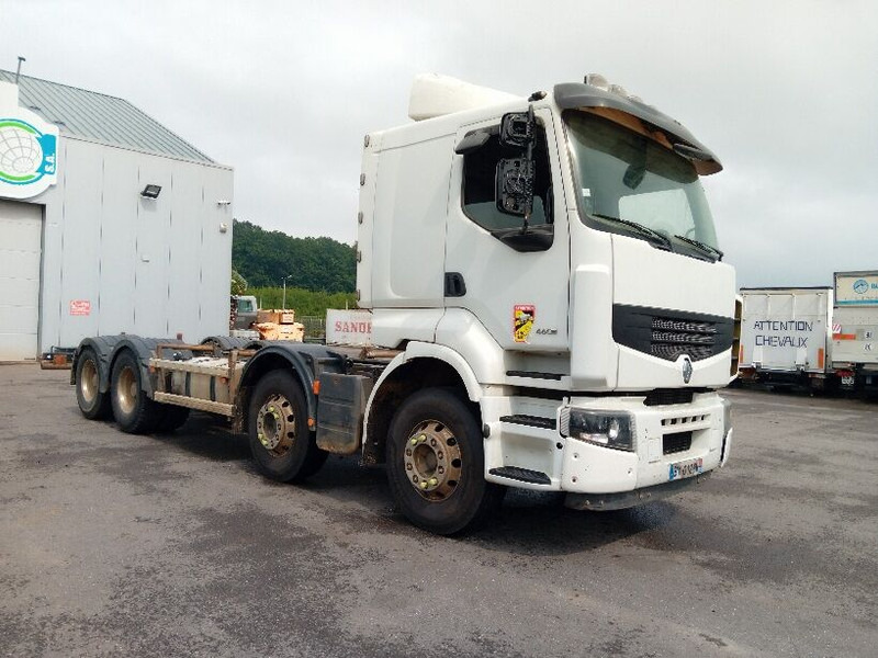 Грузовик-шасси Renault Premium Lander