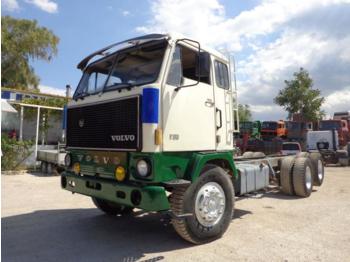 Грузовик-шасси Volvo F89 (6X2)