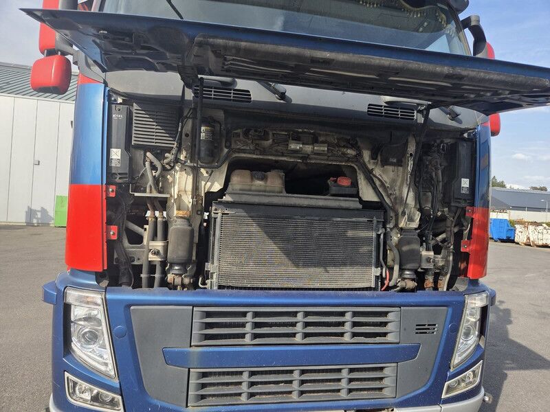 Грузовик-шасси Volvo FH480