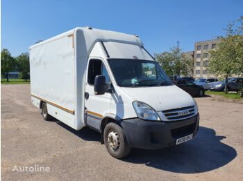 Грузовик с закрытым кузовом IVECO 65C18: фото 1