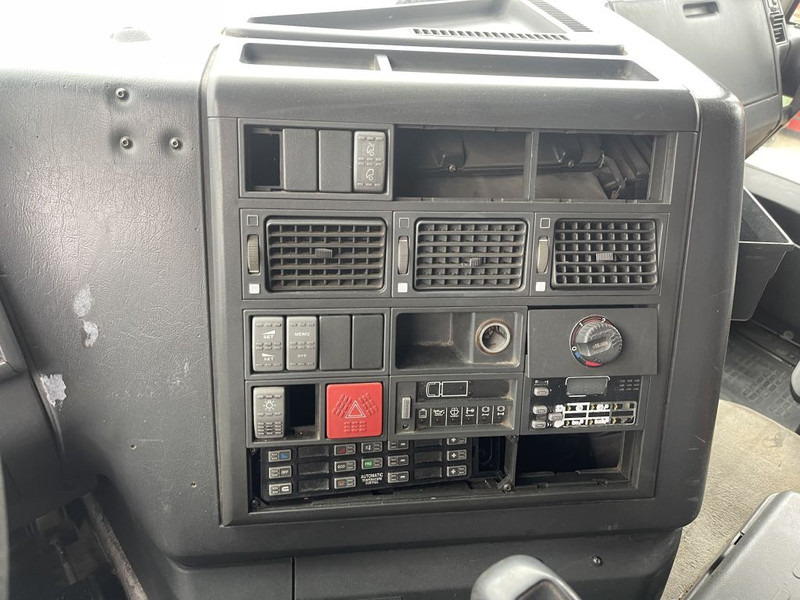 Грузовик с закрытым кузовом Iveco EUROSTAR 190E38 **MANUAL GEARBOX-FRENCH TRUCK**: фото 16