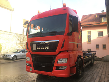 Грузовик-контейнеровоз/ Сменный кузов Для транспортировки контейнеров MAN TGX 26.440 6x2 Euro 6 Intarder Liftachse: фото 1